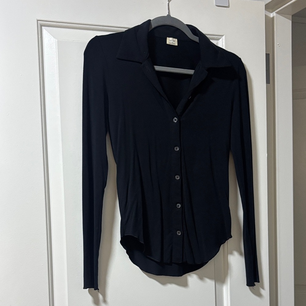 Wilfred Classic Black Button-Down Shirt